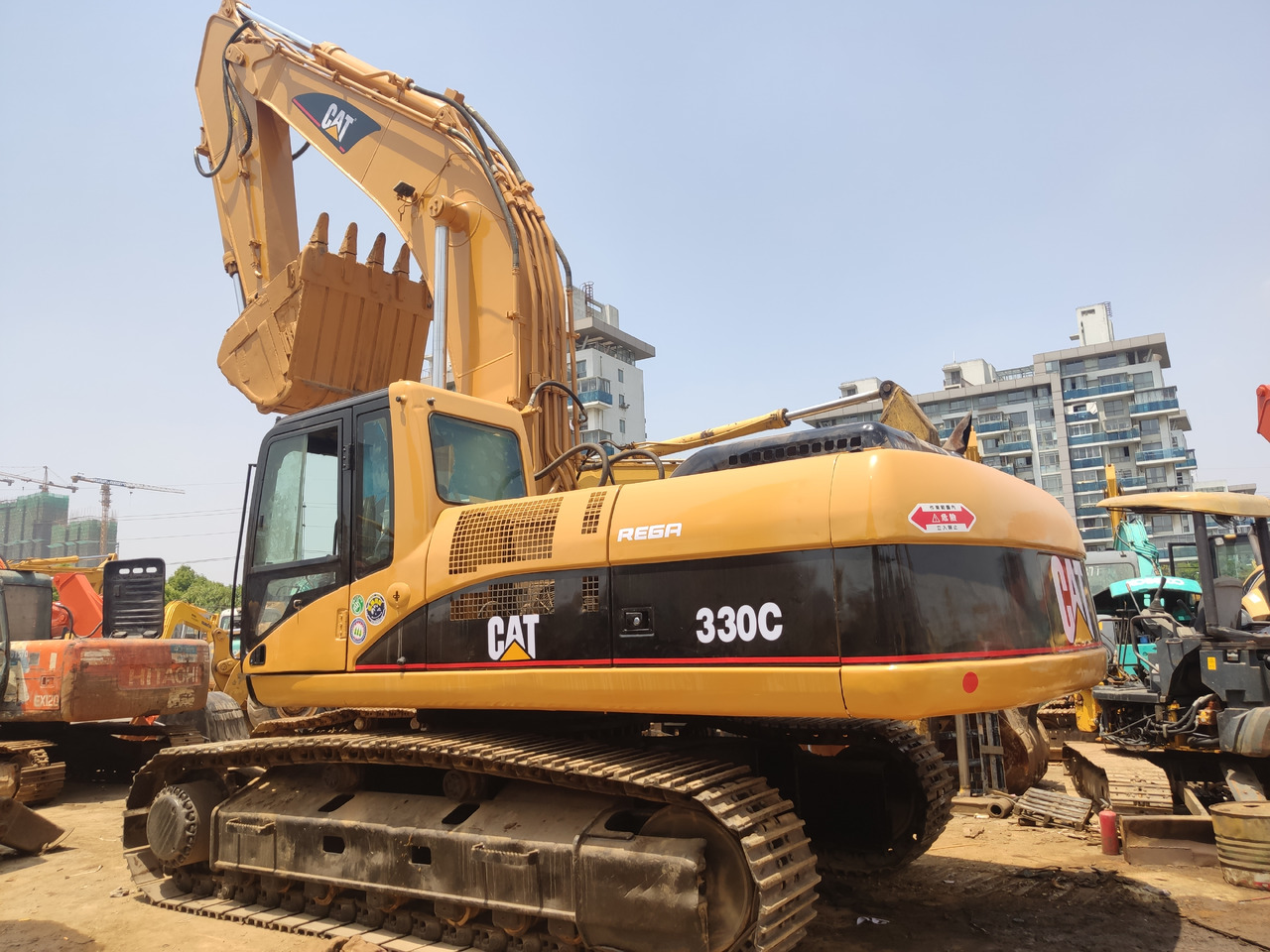 Caterpillar 330C - Pelle sur chenille: photos 1 Caterpillar 330C - Pelle sur chenille: photos 1