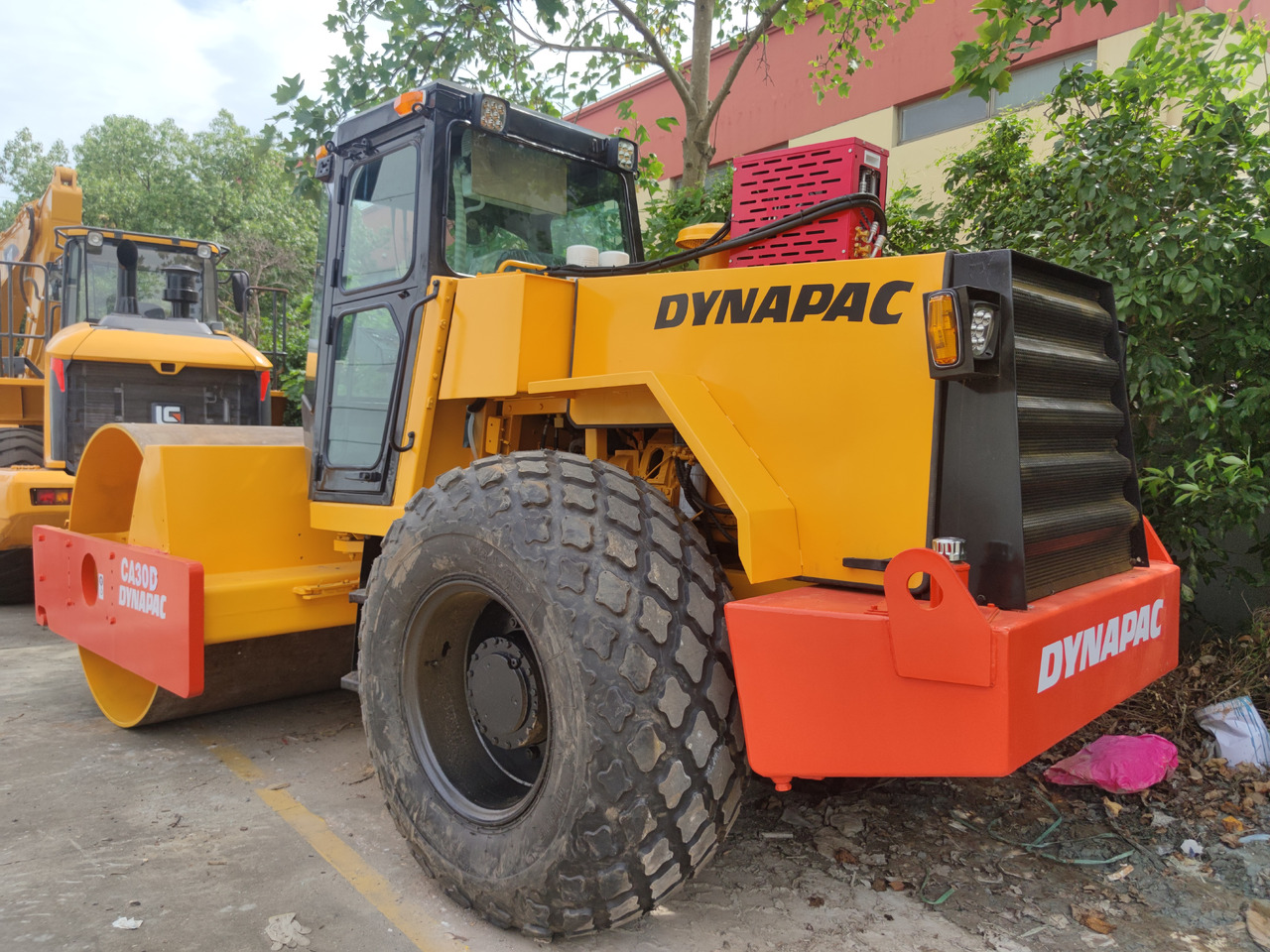 Dynapac CA30D - Compacteur à pieds de mouton/ Monocylindre: photos 5 Dynapac CA30D - Compacteur à pieds de mouton/ Monocylindre: photos 5