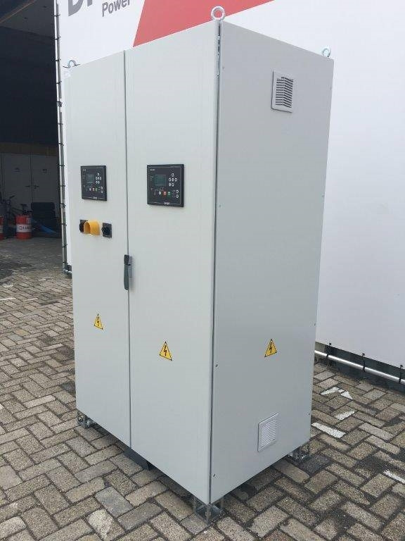 ABB Synchronization Panel - DPX-27550 - Matériel de chantier: photos 3 ABB Synchronization Panel - DPX-27550 - Matériel de chantier: photos 3