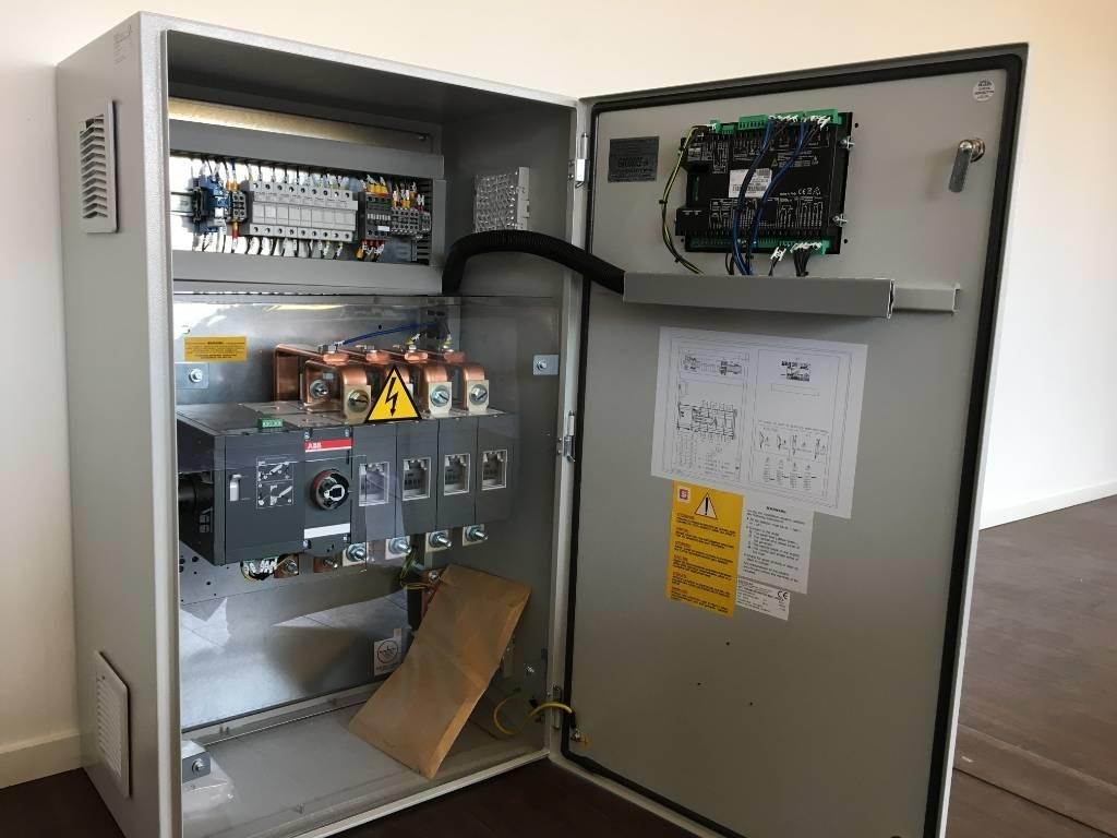 ATS Panel 800A - Max 550 kVA - DPX-27509 - Matériel de chantier: photos 3 ATS Panel 800A - Max 550 kVA - DPX-27509 - Matériel de chantier: photos 3