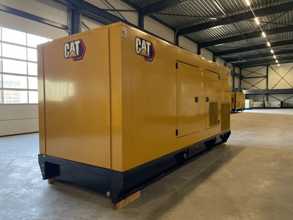 CAT DE715GC - 715 kVA Stand-by Generator - DPX-18224 - Groupe électrogène: photos 4 CAT DE715GC - 715 kVA Stand-by Generator - DPX-18224 - Groupe électrogène: photos 4
