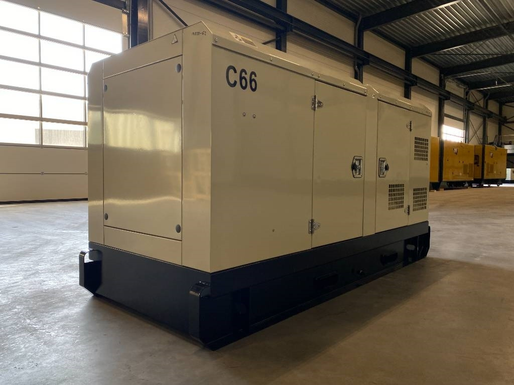 Cummins 4BTA3.9-G2 - 66 kVA Generator - DPX-19833 - Groupe électrogène: photos 4 Cummins 4BTA3.9-G2 - 66 kVA Generator - DPX-19833 - Groupe électrogène: photos 4
