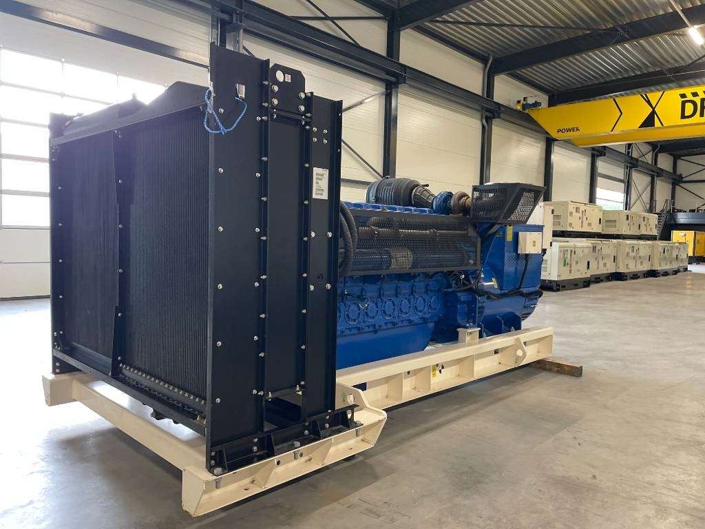 FG Wilson P1250-1 - 1250 kVA Surplus Genset - DPX-25089  - Groupe électrogène: photos 4 FG Wilson P1250-1 - 1250 kVA Surplus Genset - DPX-25089  - Groupe électrogène: photos 4