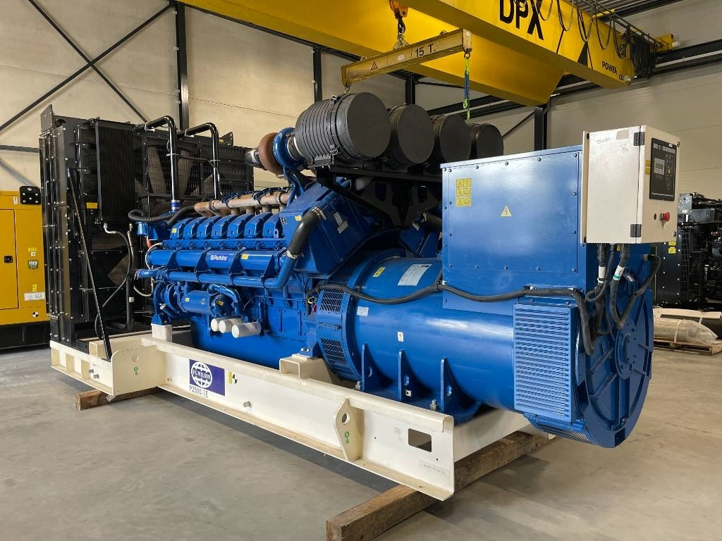 FG Wilson P2500-1E - 2500 kVA Surplus Genset - DPX-25085 - Groupe électrogène: photos 5 FG Wilson P2500-1E - 2500 kVA Surplus Genset - DPX-25085 - Groupe électrogène: photos 5