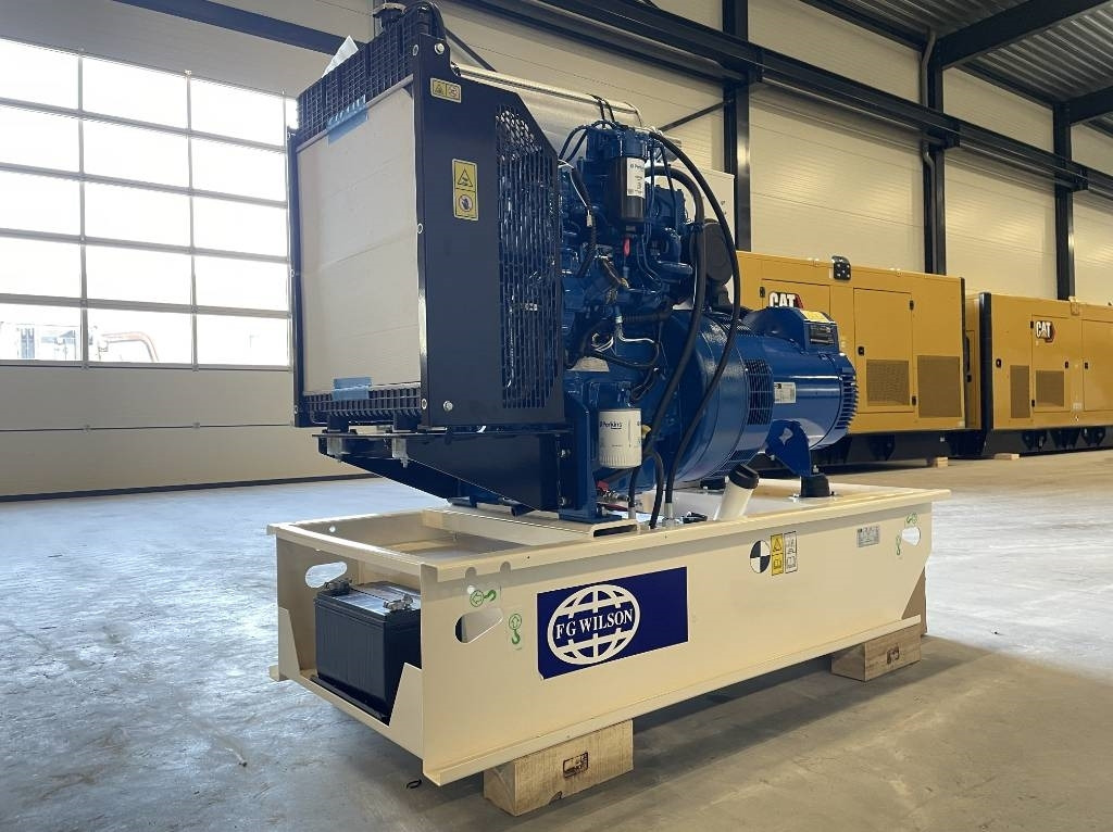 FG Wilson P55-3 - 55 kVA Open Genset - DPX-16005-O - Groupe électrogène: photos 4 FG Wilson P55-3 - 55 kVA Open Genset - DPX-16005-O - Groupe électrogène: photos 4