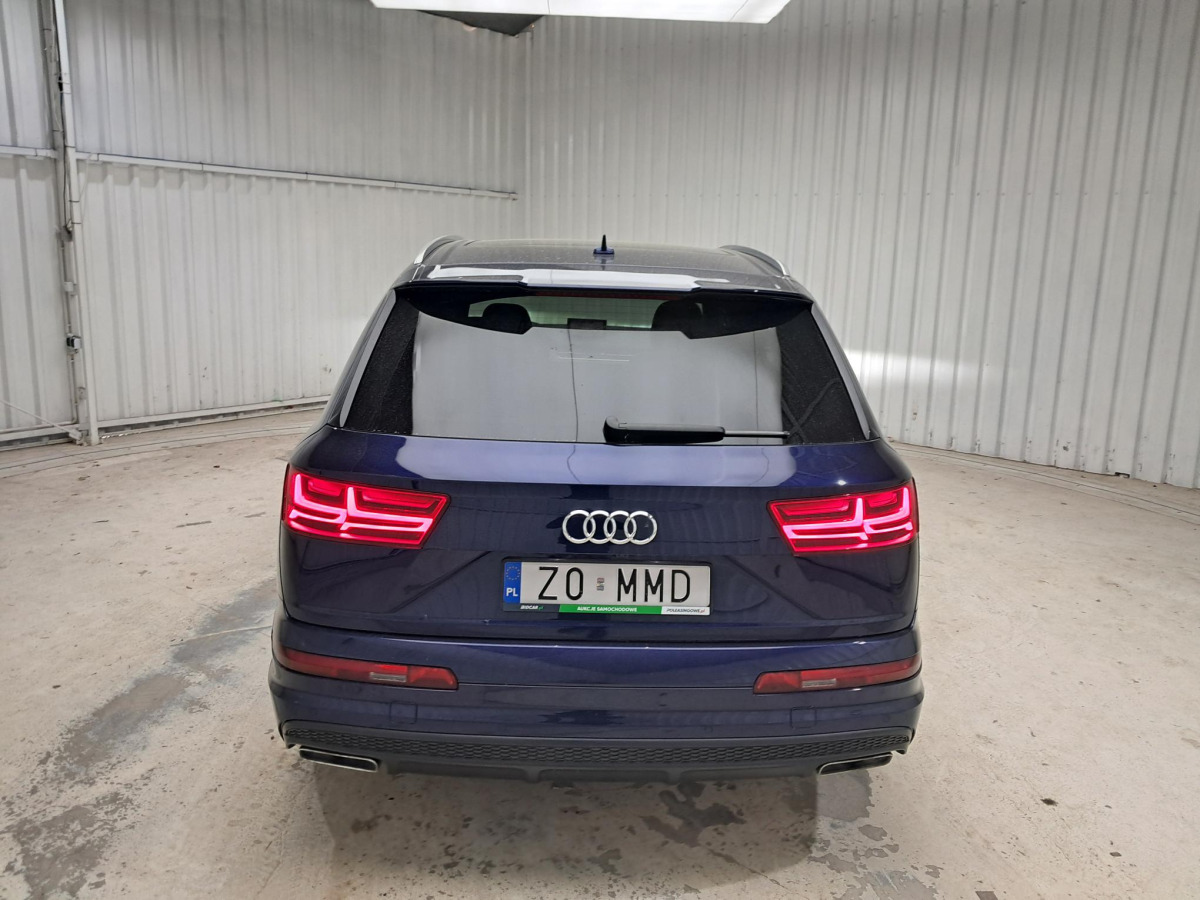 AUDI Q7 SUV - SUV: photos 4 AUDI Q7 SUV - SUV: photos 4