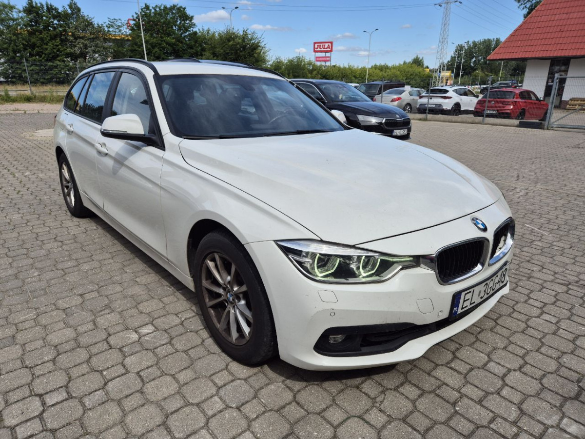 BMW 318I KOMBI - Voiture: photos 1 BMW 318I KOMBI - Voiture: photos 1
