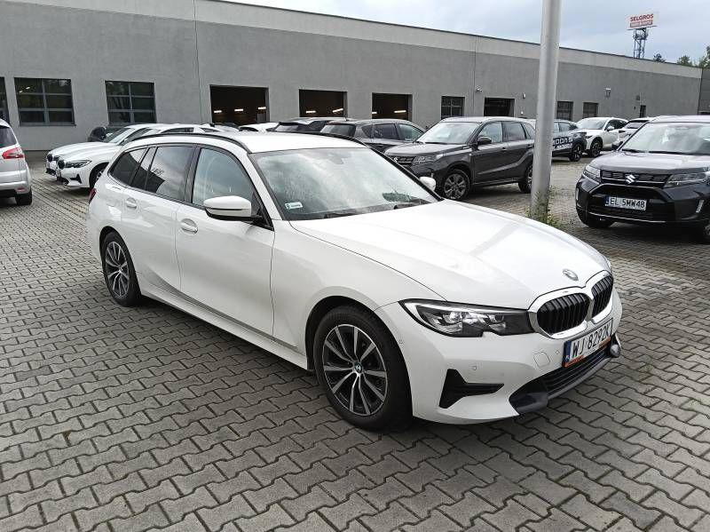 BMW 318I KOMBI - Voiture: photos 1 BMW 318I KOMBI - Voiture: photos 1