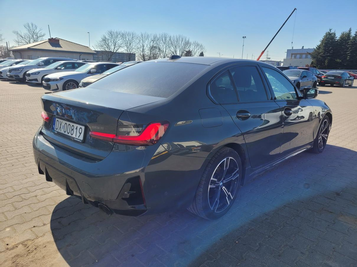 BMW 320 D XDRIVE SEDAN - Voiture: photos 4 BMW 320 D XDRIVE SEDAN - Voiture: photos 4