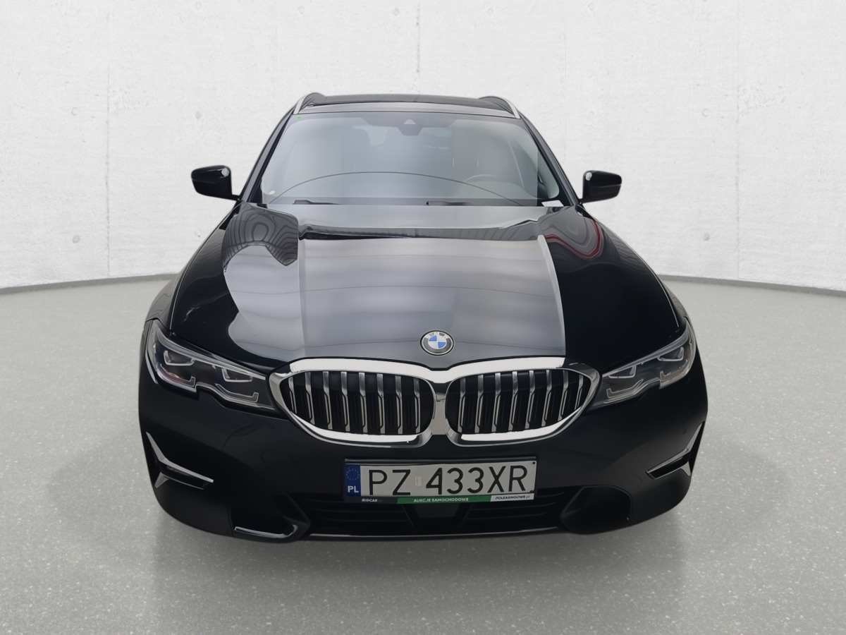BMW 320D XDRIVE KOMBI - Voiture: photos 4 BMW 320D XDRIVE KOMBI - Voiture: photos 4