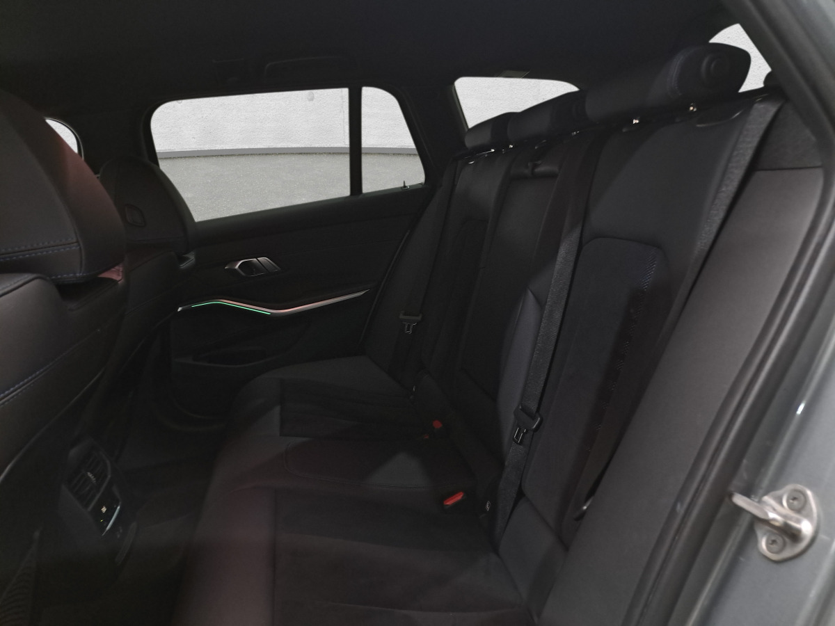 Voiture BMW 320D XDRIVE TOURING KOMBI: photos 14