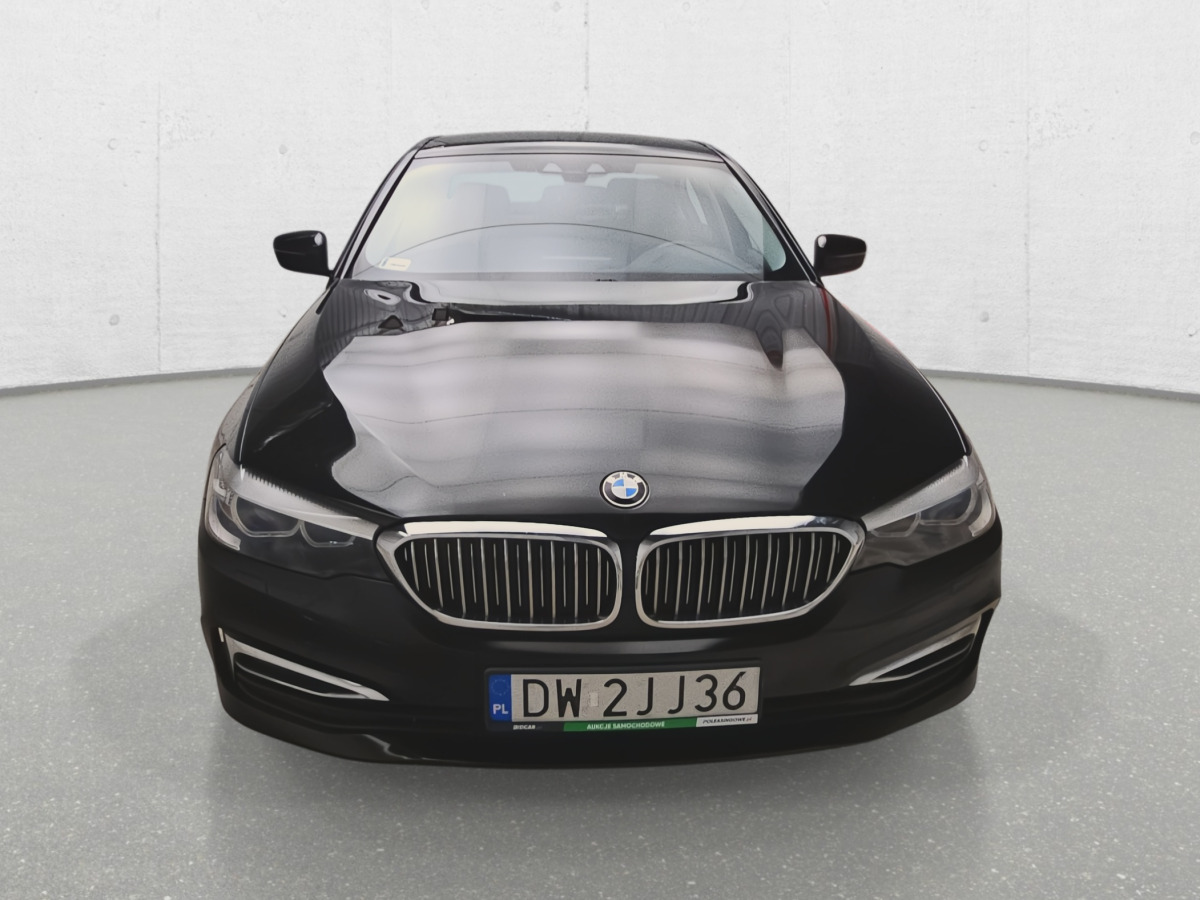 BMW 518D SEDAN - Voiture: photos 3 BMW 518D SEDAN - Voiture: photos 3
