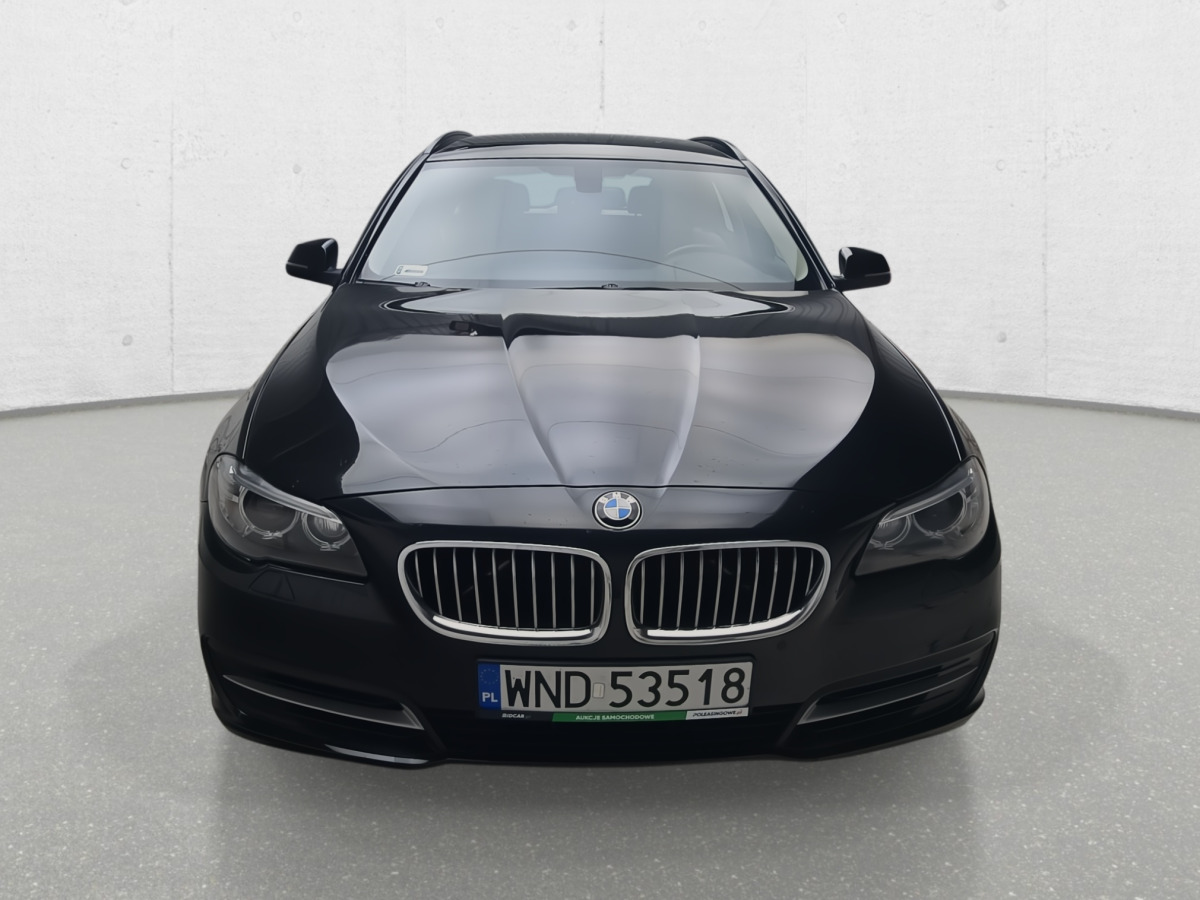 BMW 520D XDRIVE KOMBI - Voiture: photos 4 BMW 520D XDRIVE KOMBI - Voiture: photos 4