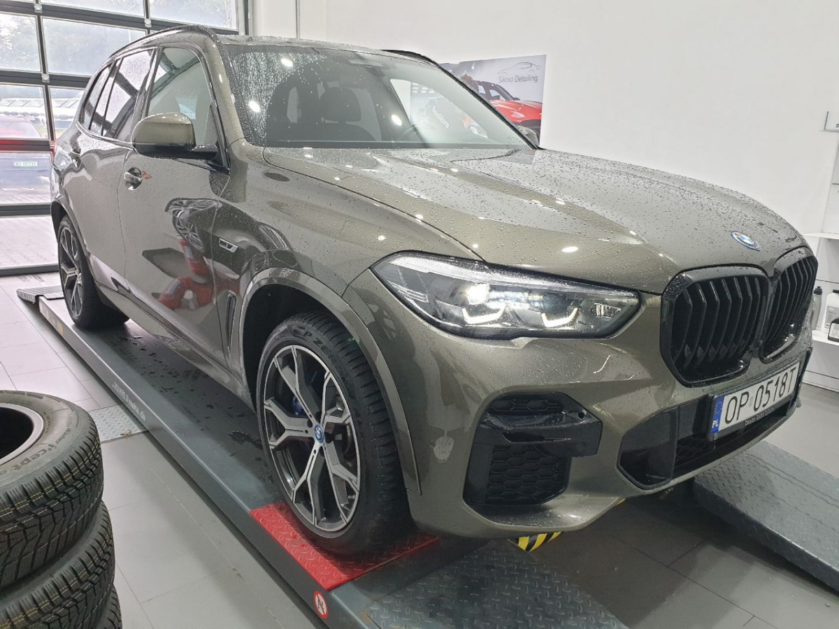 BMW X5 xDrive45e aut SUV - SUV: photos 1 BMW X5 xDrive45e aut SUV - SUV: photos 1