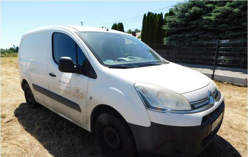 CITROEN BERLINGO FURGON BLASZAK - Fourgon utilitaire: photos 1 CITROEN BERLINGO FURGON BLASZAK - Fourgon utilitaire: photos 1