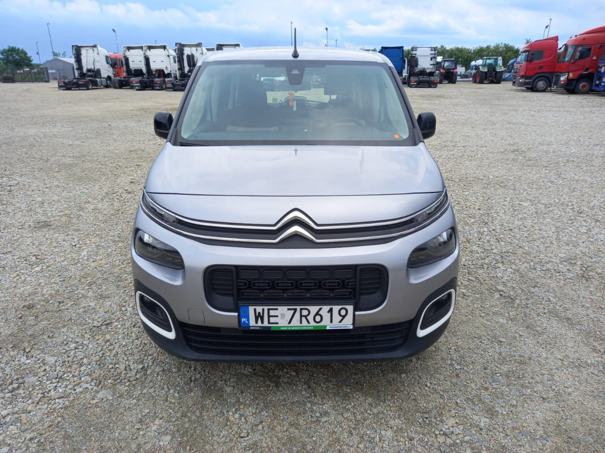 CITROEN BERLINGO MINIVAN - Voiture: photos 2 CITROEN BERLINGO MINIVAN - Voiture: photos 2