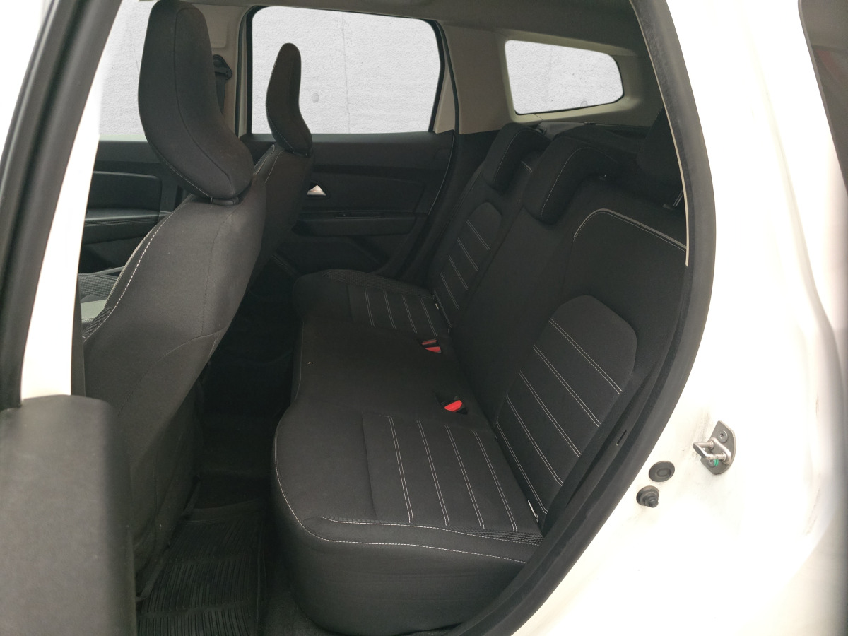 SUV DACIA DUSTER SUV: photos 13