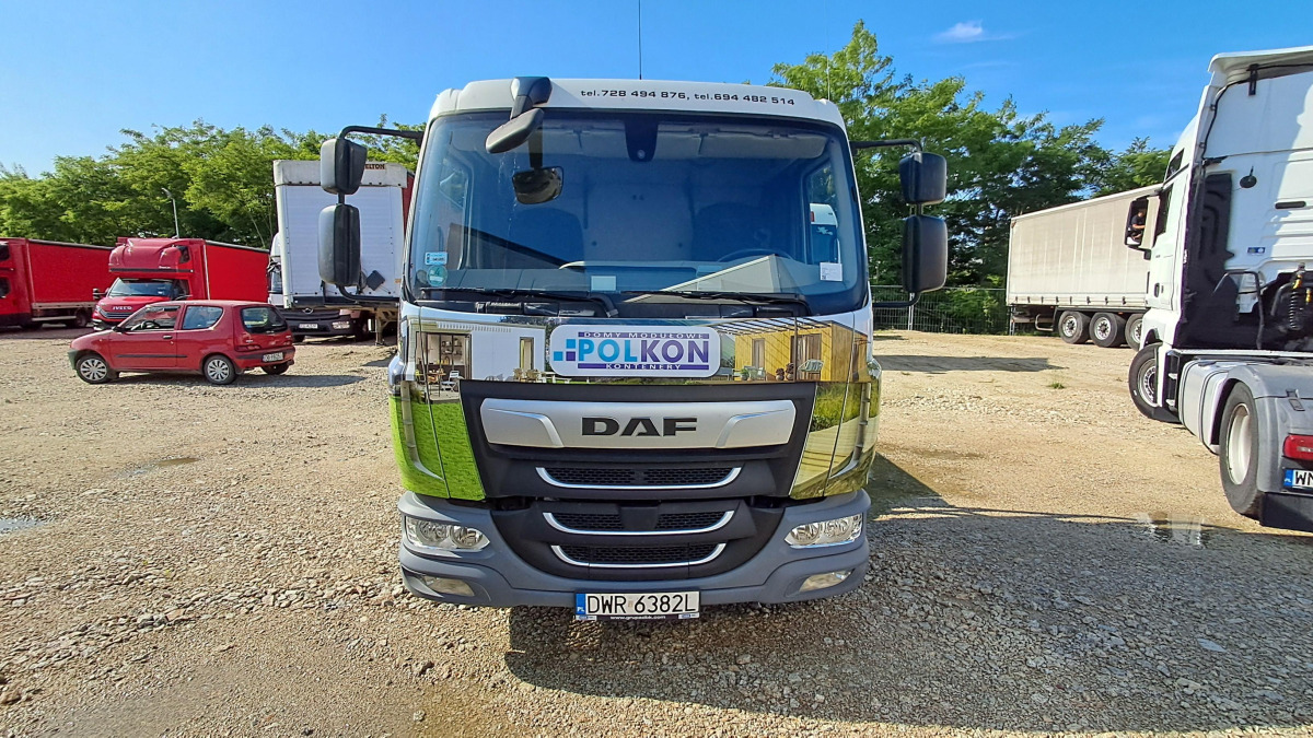DAF LF230 FA 108/ZPL + NACZEPA REDOS - Camion plateau: photos 3 DAF LF230 FA 108/ZPL + NACZEPA REDOS - Camion plateau: photos 3