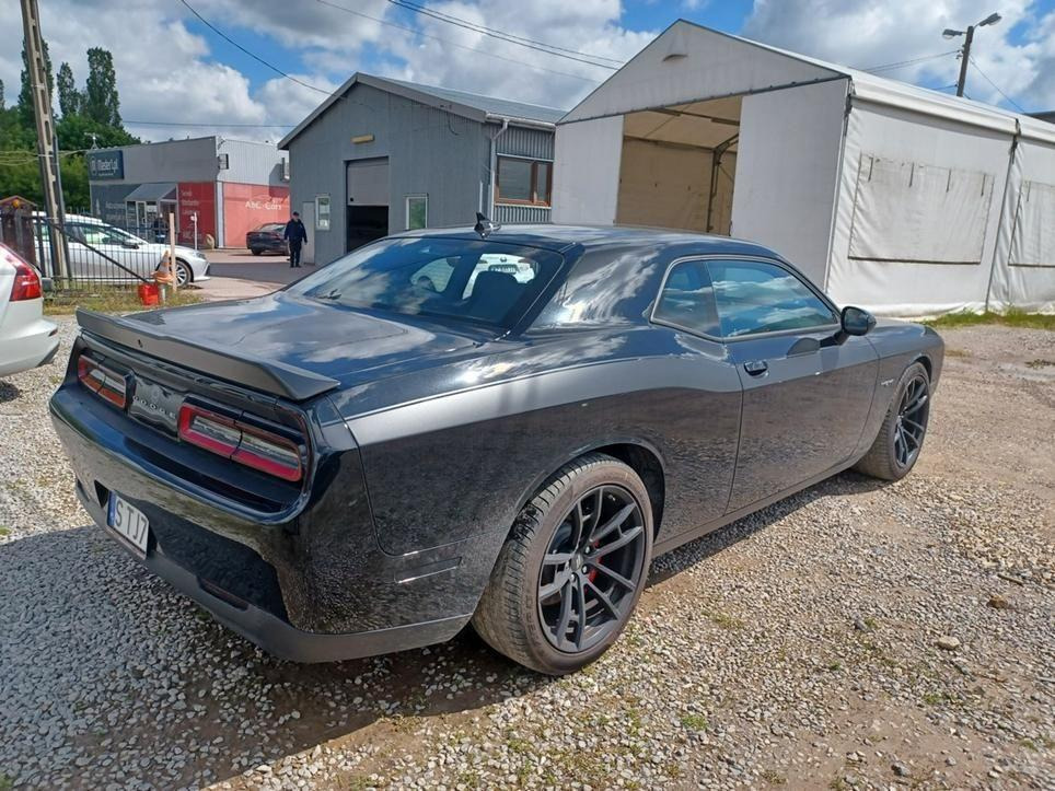 DODGE CHALLENGER COUPE - Voiture: photos 4 DODGE CHALLENGER COUPE - Voiture: photos 4