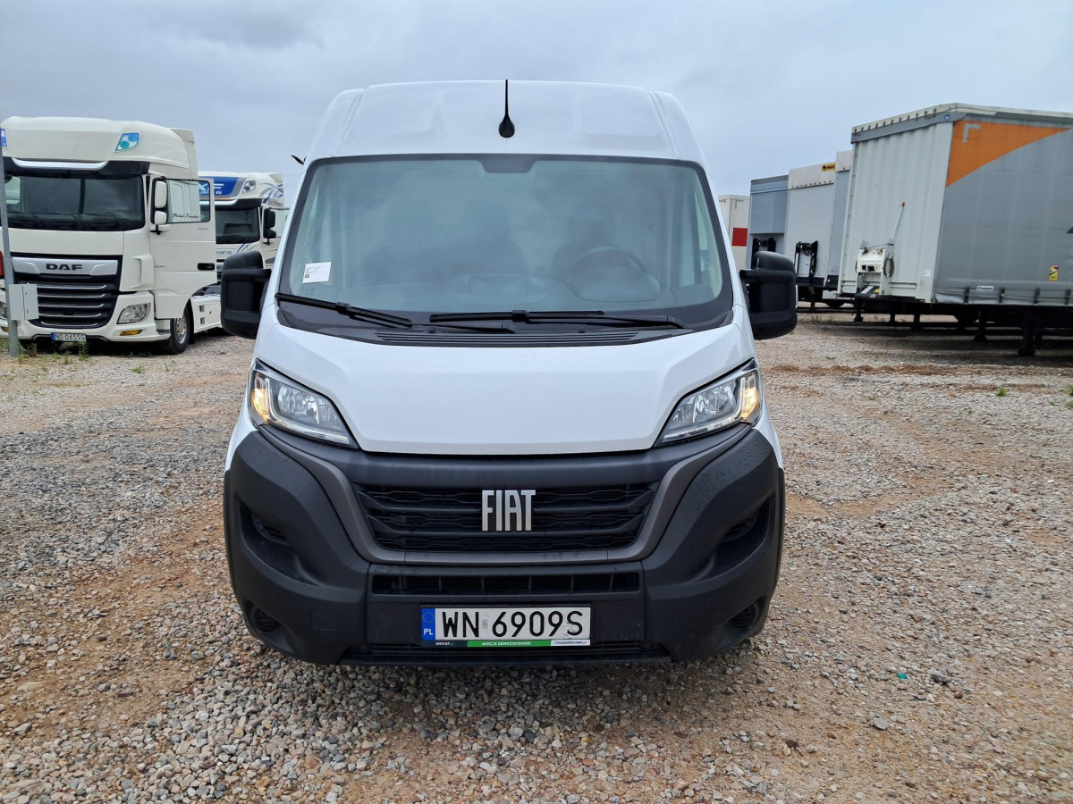 FIAT DUCATO FURGON BLASZAK - Fourgon utilitaire: photos 3 FIAT DUCATO FURGON BLASZAK - Fourgon utilitaire: photos 3