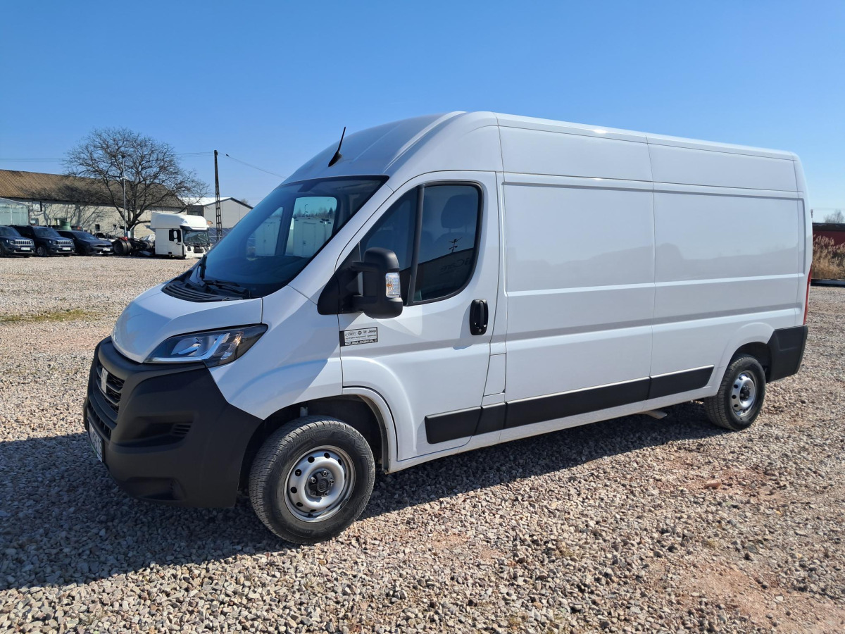 FIAT DUCATO FURGON BLASZAK - Fourgon utilitaire: photos 2 FIAT DUCATO FURGON BLASZAK - Fourgon utilitaire: photos 2