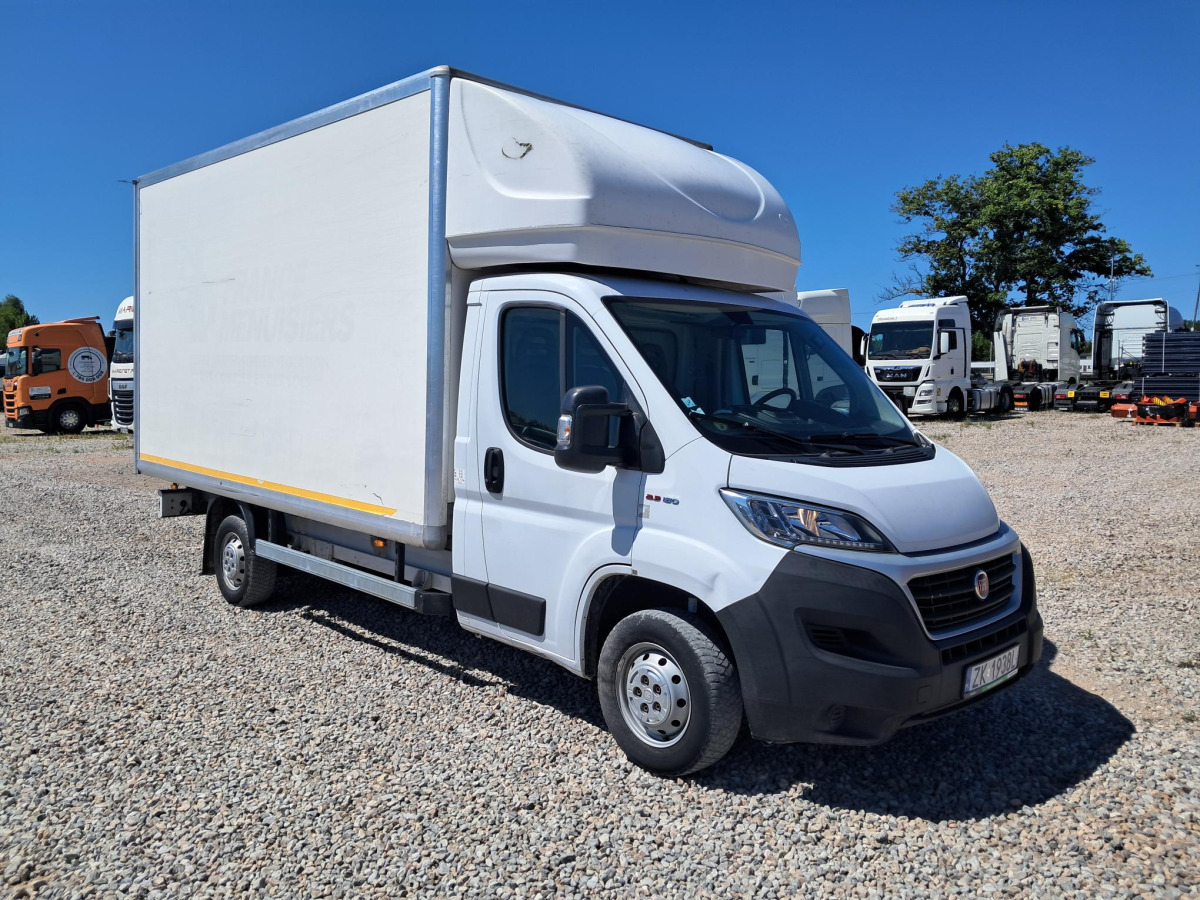 FIAT DUCATO PLANDEKA Z WINDĄ - Utilitaire plateau baché: photos 1 FIAT DUCATO PLANDEKA Z WINDĄ - Utilitaire plateau baché: photos 1