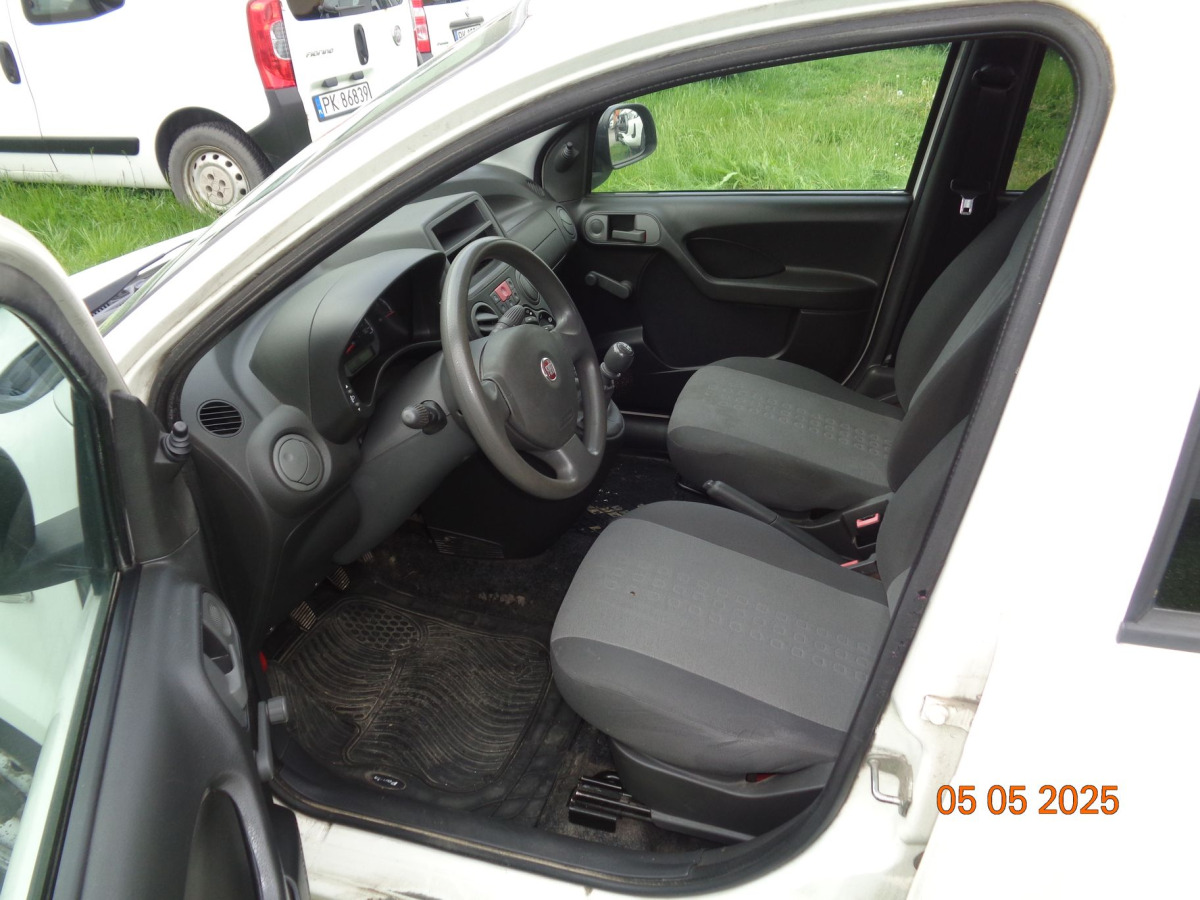 FIAT PANDA VAN HATCHBACK - Voiture: photos 5 FIAT PANDA VAN HATCHBACK - Voiture: photos 5