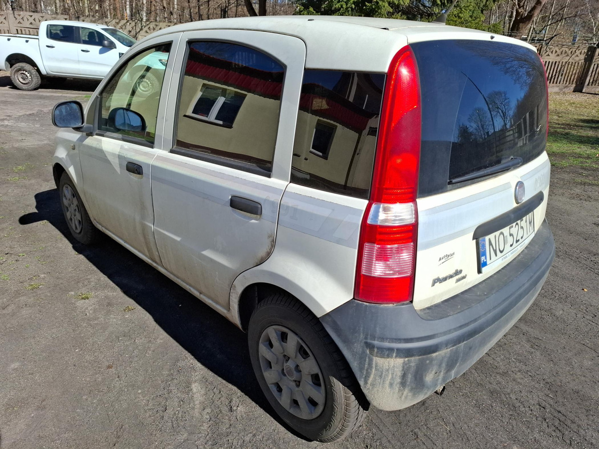 FIAT PANDA VAN - Voiture: photos 3 FIAT PANDA VAN - Voiture: photos 3