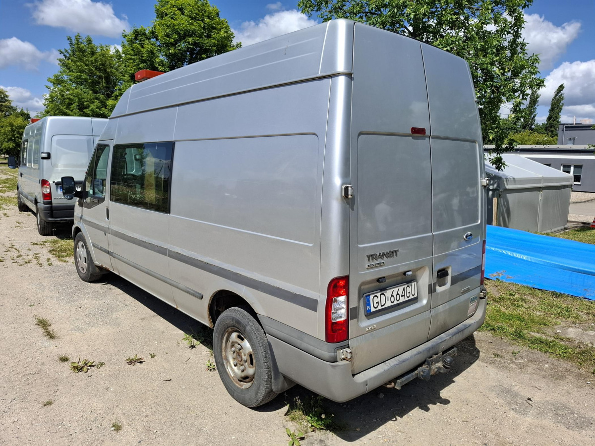 FORD TRANSIT BRYGADÓWKA - Utilitaire double cabine: photos 4 FORD TRANSIT BRYGADÓWKA - Utilitaire double cabine: photos 4