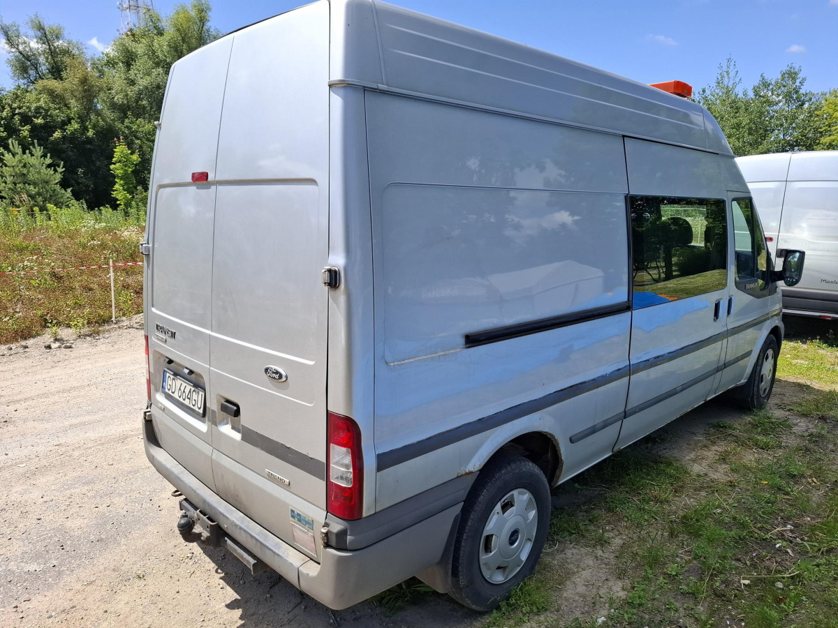 FORD TRANSIT BRYGADÓWKA - Utilitaire double cabine: photos 3 FORD TRANSIT BRYGADÓWKA - Utilitaire double cabine: photos 3