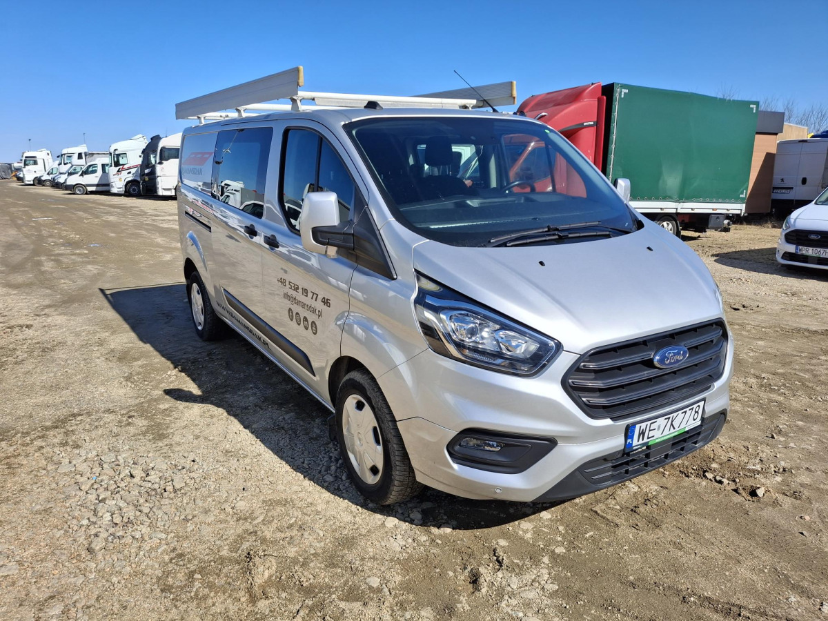 FORD TRANSIT CUSTOM BRYGADÓWKA - Utilitaire double cabine: photos 1 FORD TRANSIT CUSTOM BRYGADÓWKA - Utilitaire double cabine: photos 1