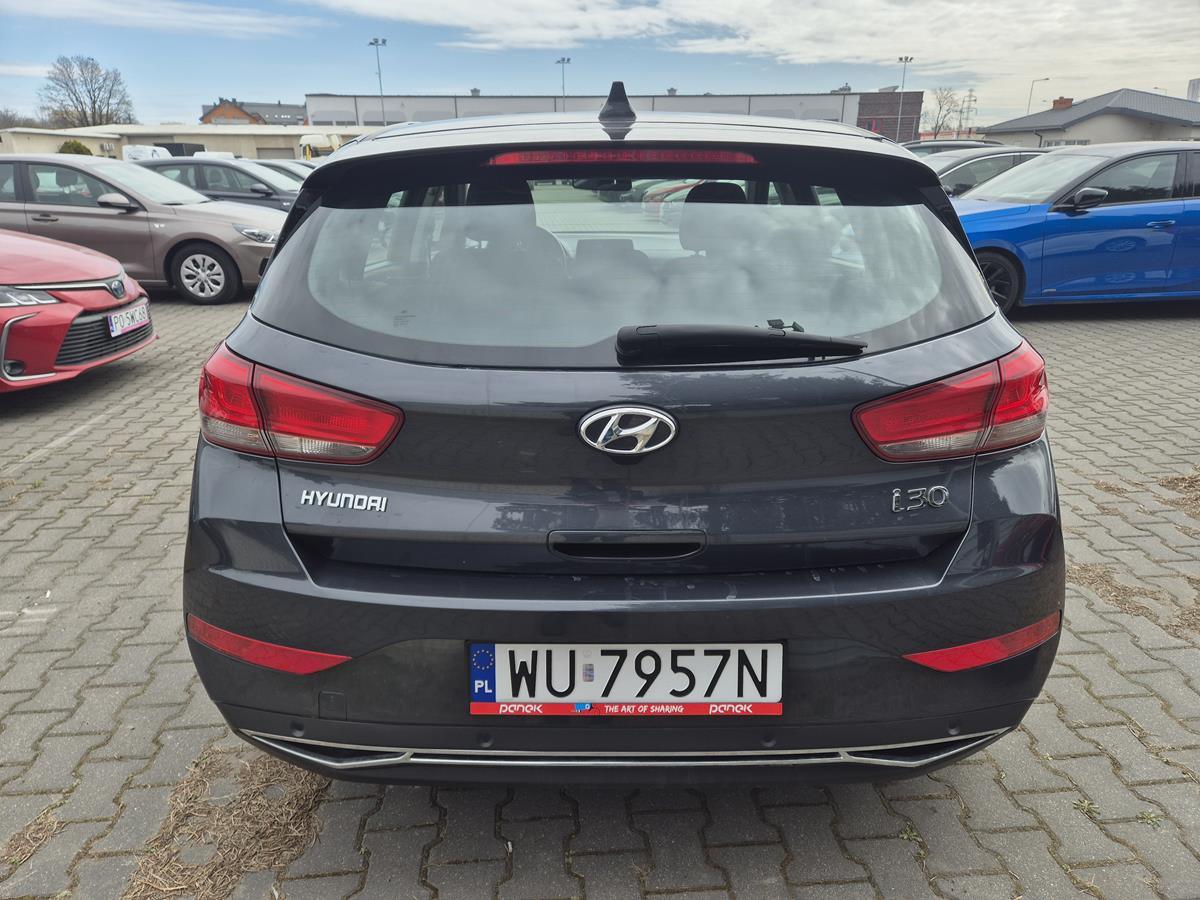 HYUNDAI I30 HATCHBACK - Voiture à hayon: photos 5 HYUNDAI I30 HATCHBACK - Voiture à hayon: photos 5