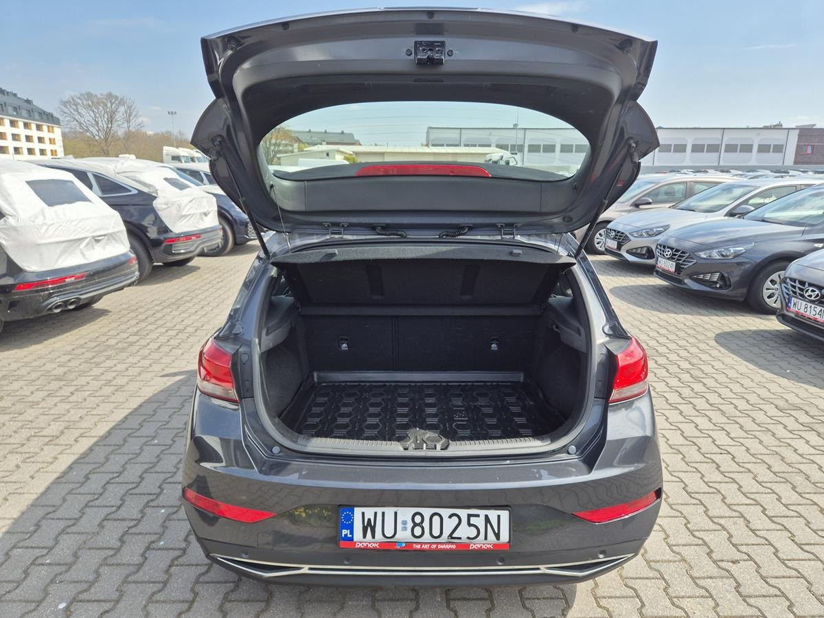 Voiture à hayon HYUNDAI I30 HATCHBACK: photos 8