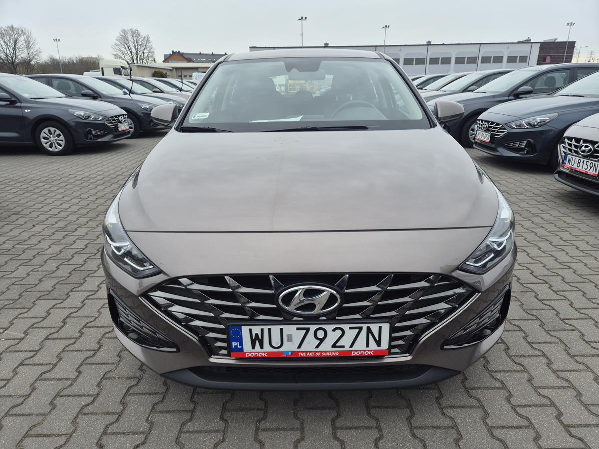 HYUNDAI I30 HATCHBACK - Voiture à hayon: photos 3 HYUNDAI I30 HATCHBACK - Voiture à hayon: photos 3
