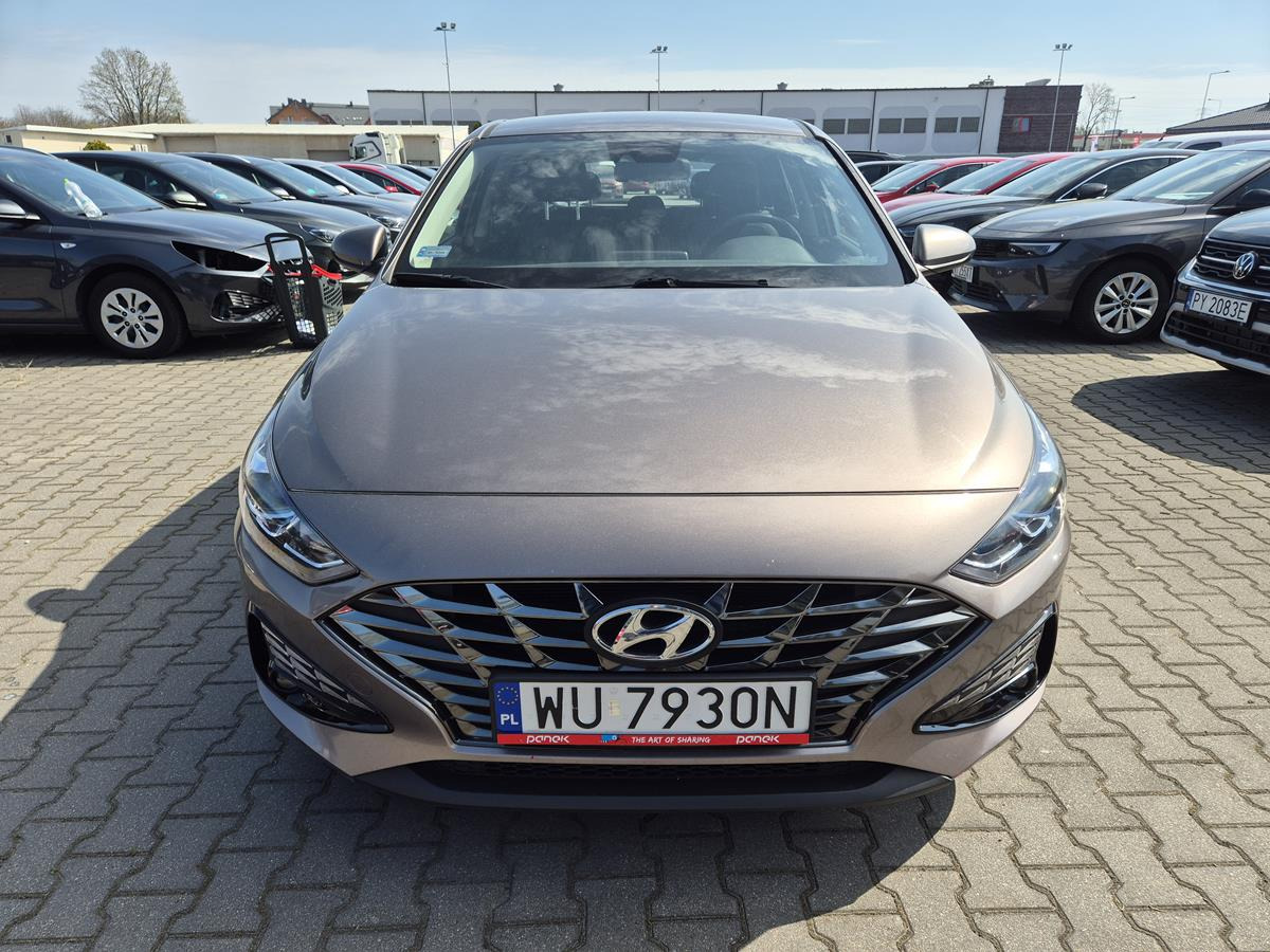 HYUNDAI I30 HATCHBACK - Voiture à hayon: photos 3 HYUNDAI I30 HATCHBACK - Voiture à hayon: photos 3