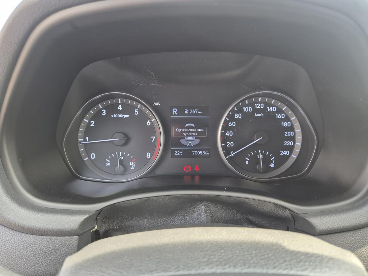 Voiture à hayon HYUNDAI I30 HATCHBACK: photos 19