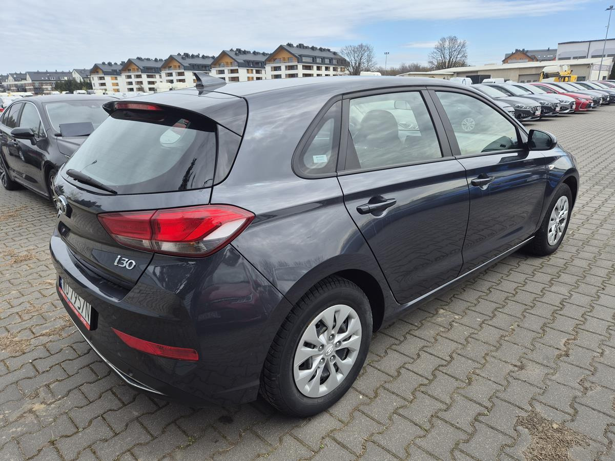 HYUNDAI I30 HATCHBACK - Voiture à hayon: photos 4 HYUNDAI I30 HATCHBACK - Voiture à hayon: photos 4