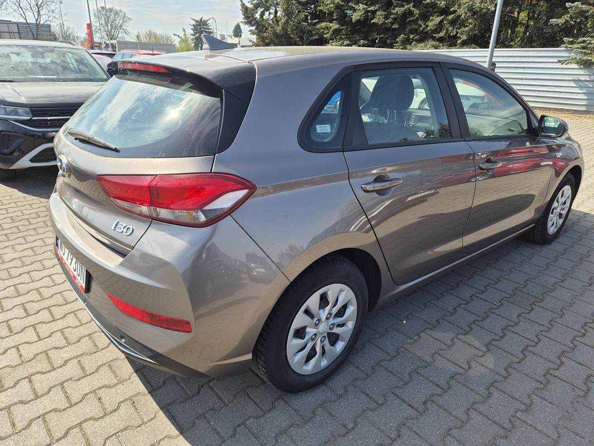HYUNDAI I30 HATCHBACK - Voiture à hayon: photos 4 HYUNDAI I30 HATCHBACK - Voiture à hayon: photos 4