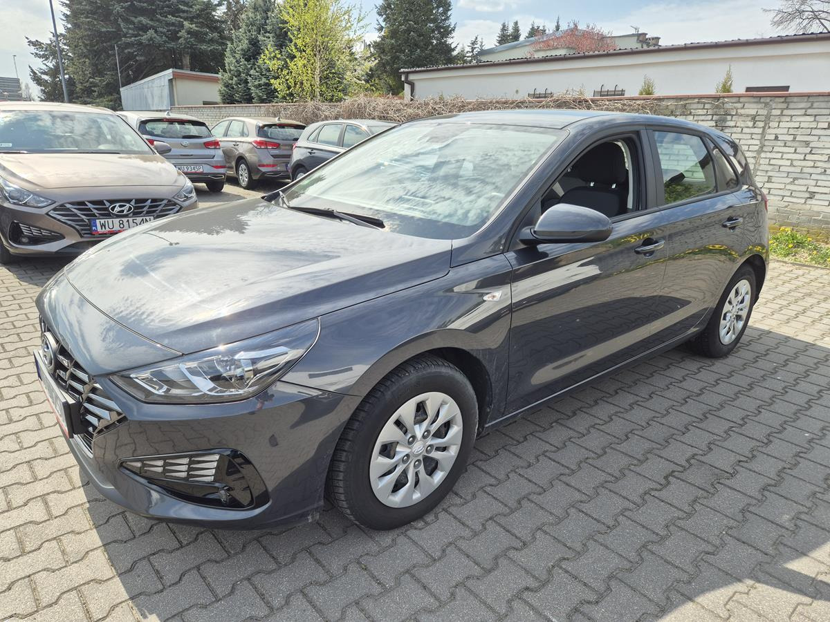 HYUNDAI I30 HATCHBACK - Voiture à hayon: photos 2 HYUNDAI I30 HATCHBACK - Voiture à hayon: photos 2
