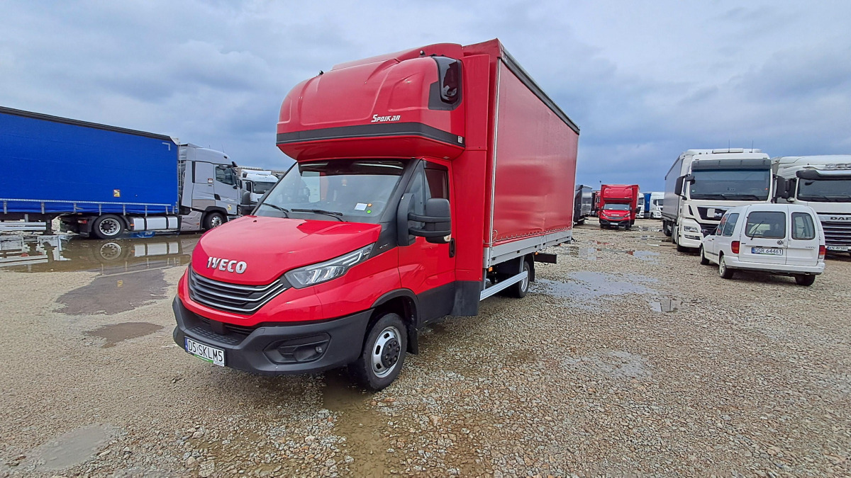 IVECO 50C18 PLANDEKA - Utilitaire plateau baché: photos 3 IVECO 50C18 PLANDEKA - Utilitaire plateau baché: photos 3