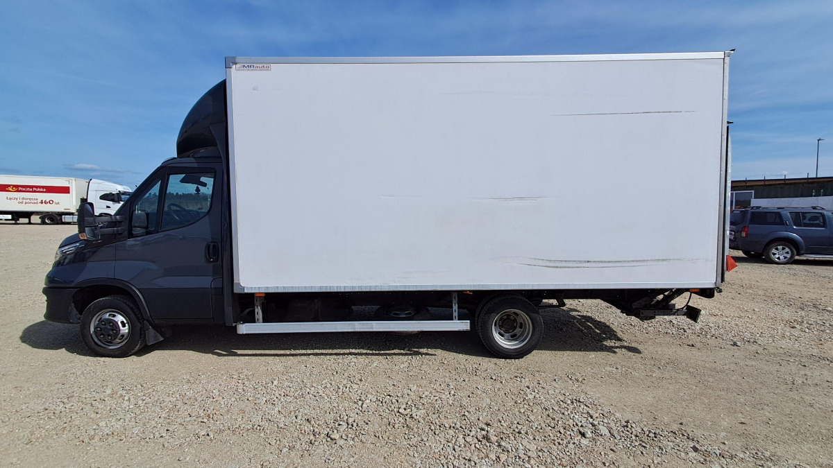 IVECO DAILY 50C18 KONTENER Z WINDĄ - Fourgon grand volume: photos 4 IVECO DAILY 50C18 KONTENER Z WINDĄ - Fourgon grand volume: photos 4