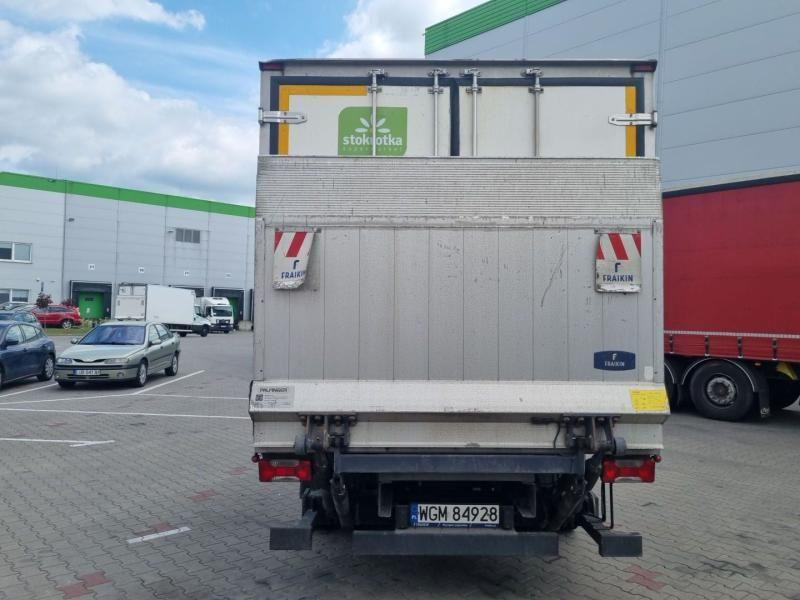 IVECO DAILY CHŁODNIA/IZOTERMA - Utilitaire frigorifique: photos 5 IVECO DAILY CHŁODNIA/IZOTERMA - Utilitaire frigorifique: photos 5