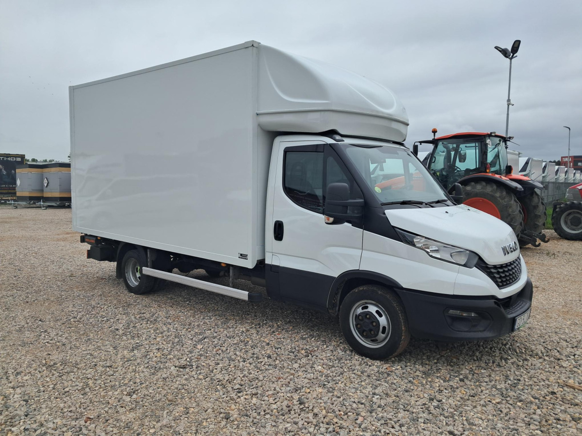 IVECO DAILY KONTENER Z WINDĄ - Fourgon grand volume: photos 1 IVECO DAILY KONTENER Z WINDĄ - Fourgon grand volume: photos 1