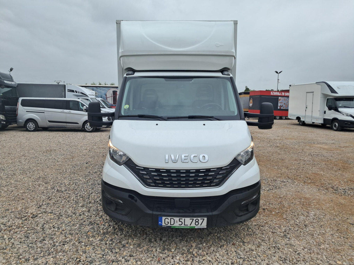 IVECO DAILY KONTENER Z WINDĄ - Fourgon grand volume: photos 3 IVECO DAILY KONTENER Z WINDĄ - Fourgon grand volume: photos 3