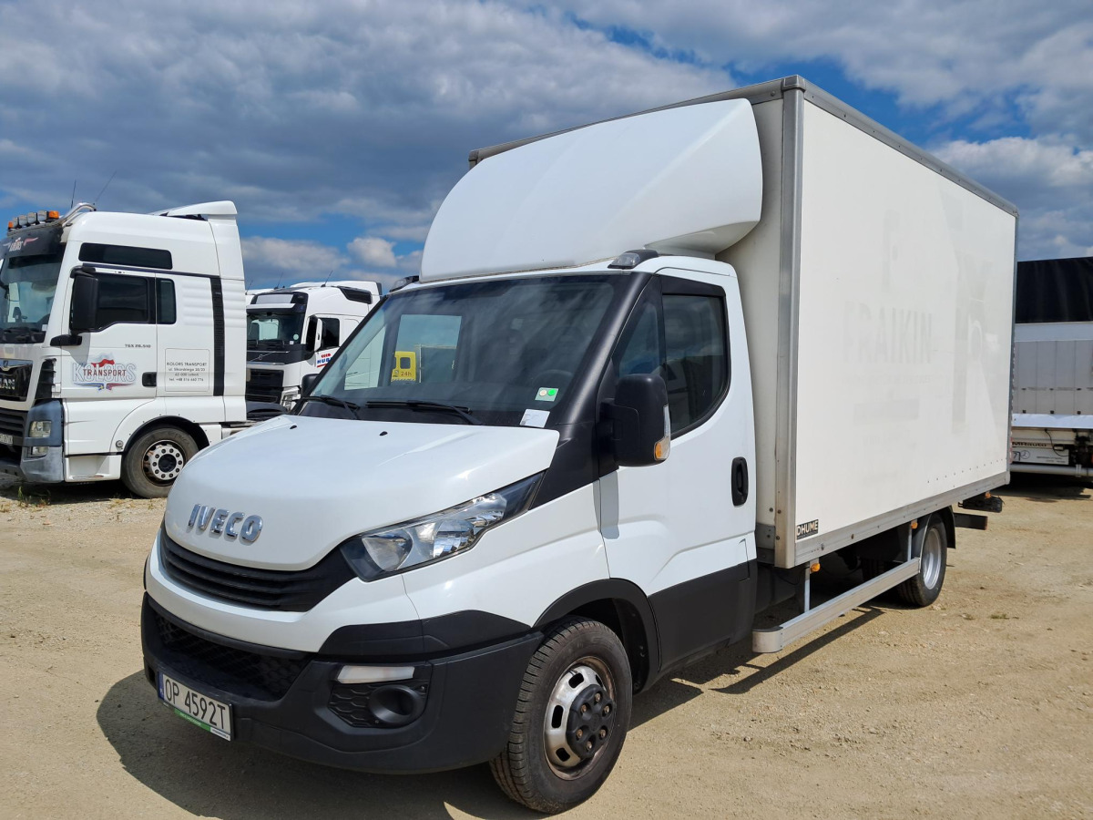 IVECO DAILY KONTENER Z WINDĄ - Fourgon grand volume: photos 2 IVECO DAILY KONTENER Z WINDĄ - Fourgon grand volume: photos 2