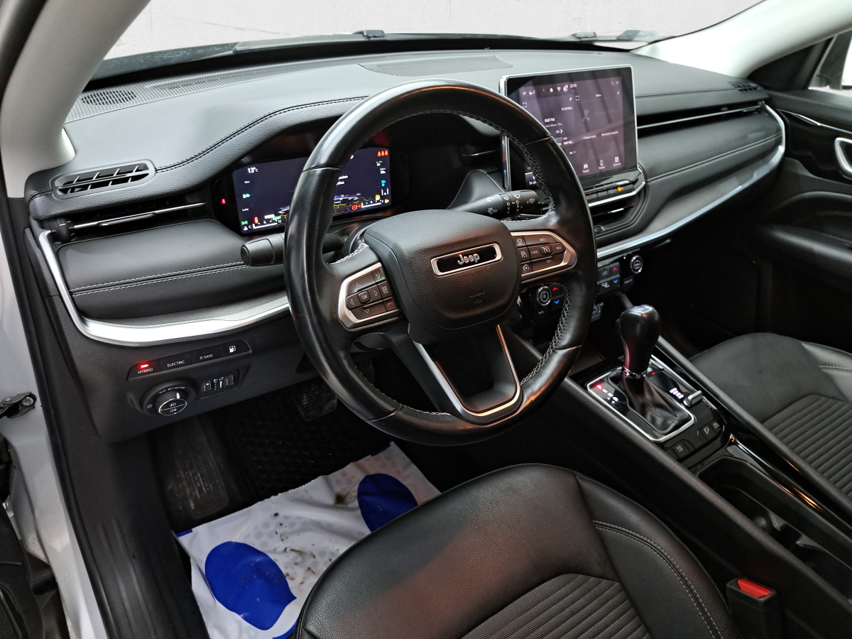 SUV JEEP COMPASS SUV: photos 12