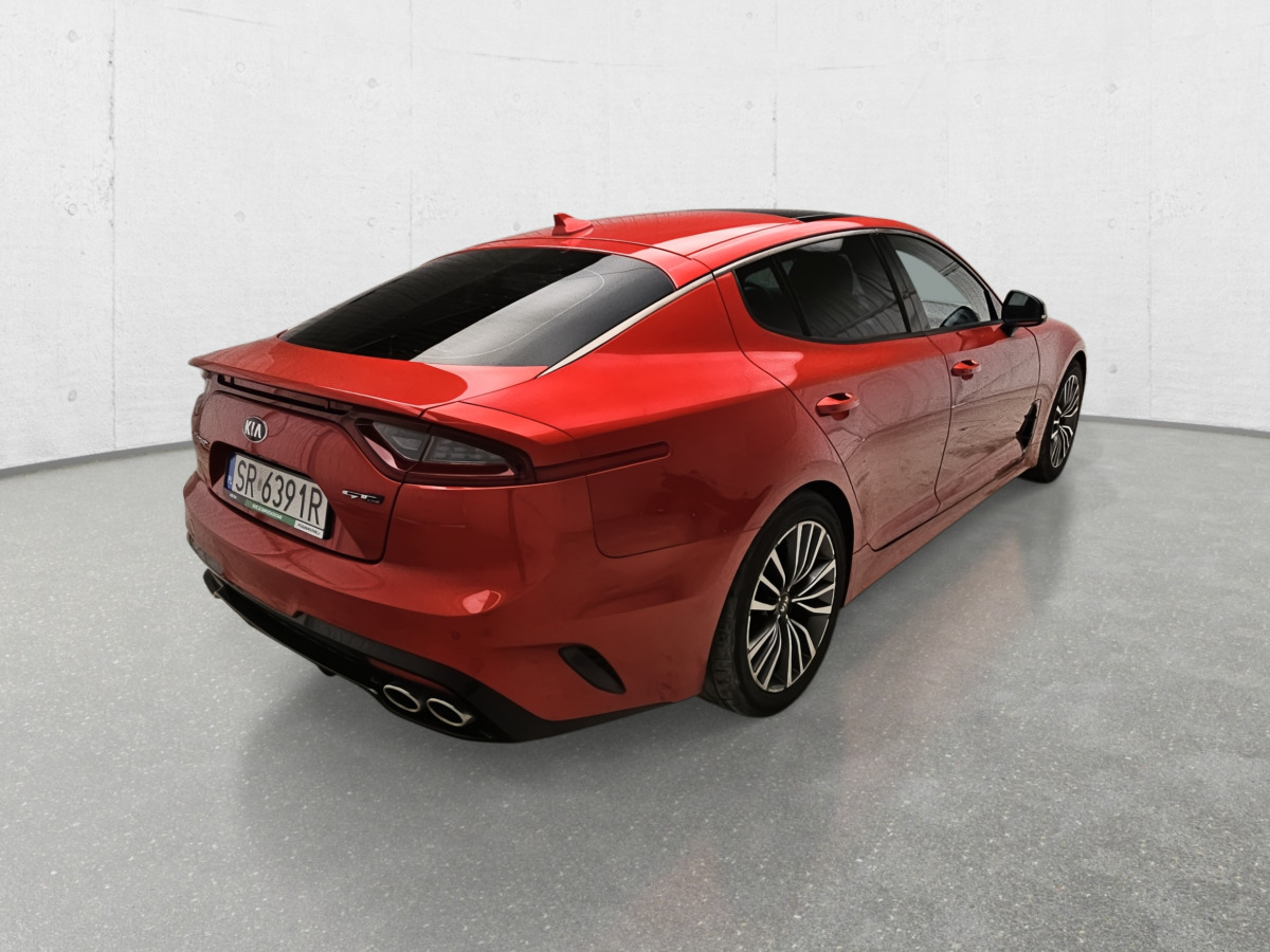 Voiture KIA STINGER LIFTBACK: photos 8