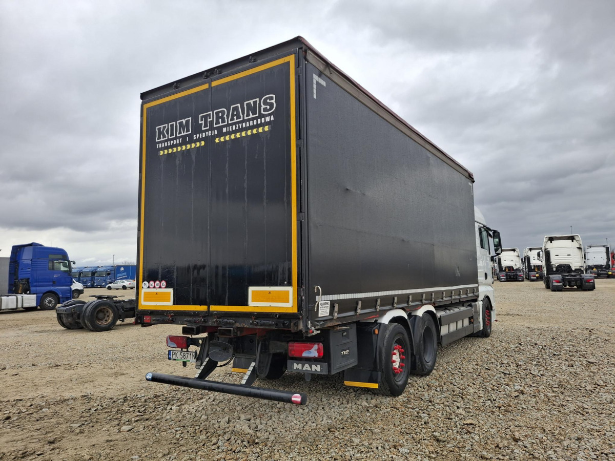 MAN TGX SOLÓWKA - Camion à rideaux coulissants: photos 5 MAN TGX SOLÓWKA - Camion à rideaux coulissants: photos 5