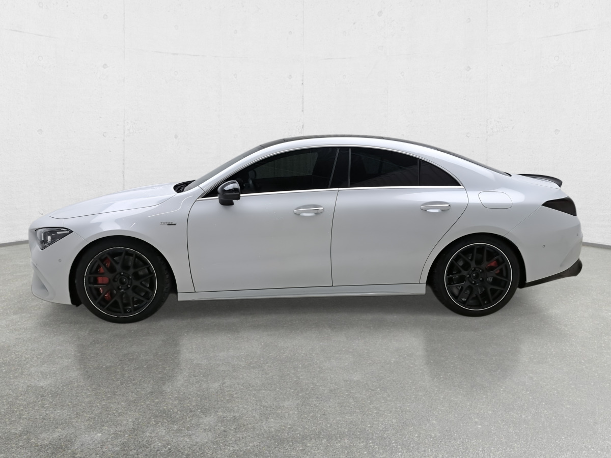 MERCEDES BENZ AMG CLA 45 SEDAN - Berline: photos 5 MERCEDES BENZ AMG CLA 45 SEDAN - Berline: photos 5