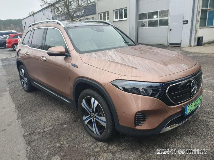 Voiture MERCEDES BENZ EQB 300 4MATIC SUV: photos 1